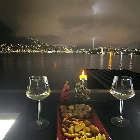 Lake Front House In Como Apartment *